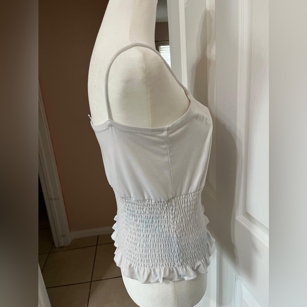💙White tank Top - Picture 9 of 11